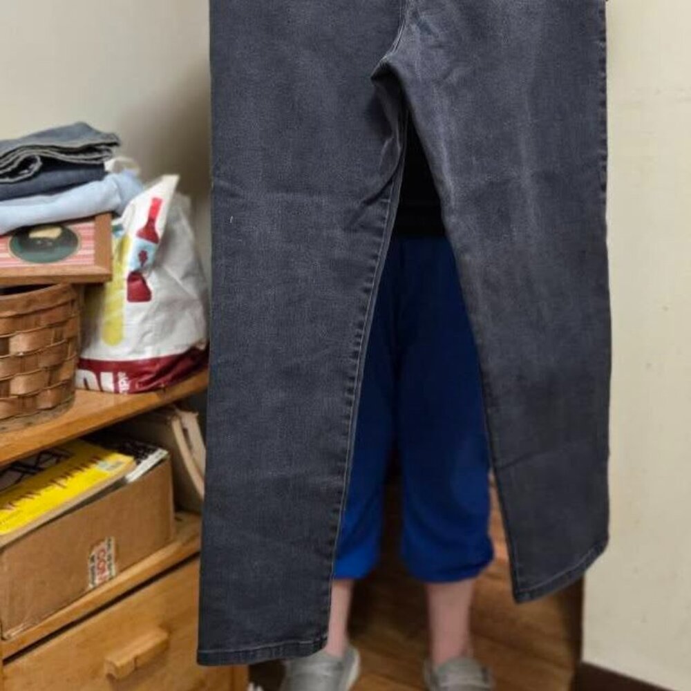 Jeans - Picture 3 of 3